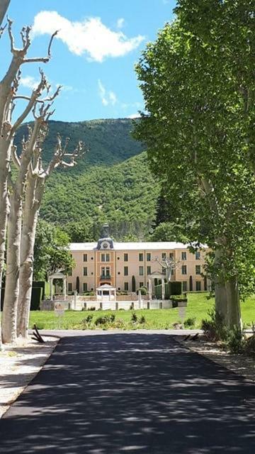 Appartement 7 Chateau Des Gipieres Montbrun-les-Bains Eksteriør billede